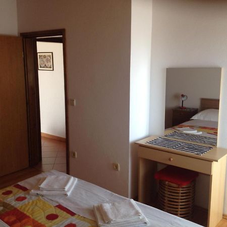 Apartments Mirela Porec Bagian luar foto