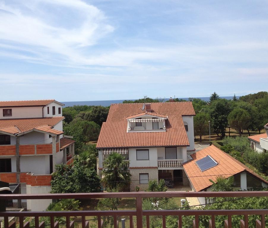 Apartments Mirela Porec Ruang foto