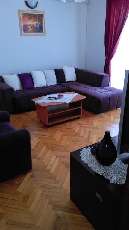 Apartments Mirela Porec Bagian luar foto