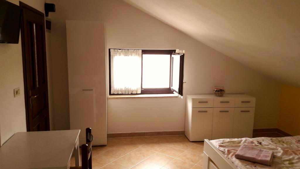 Apartments Mirela Porec Bagian luar foto